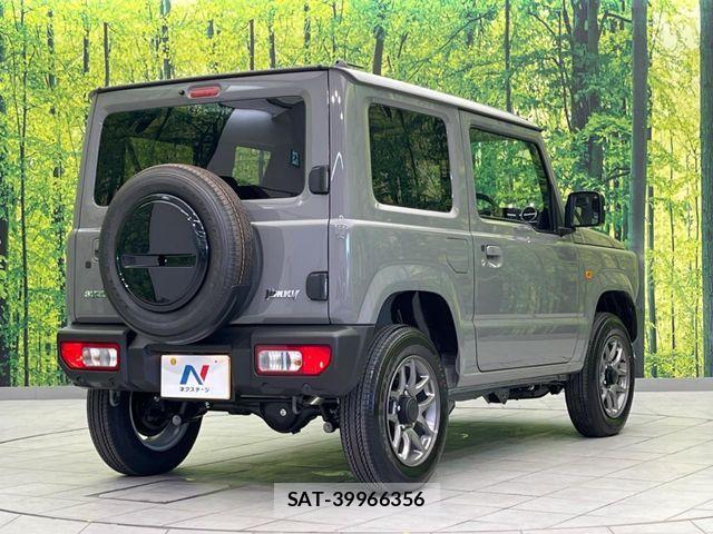 Suzuki JIMNY 2025-06 8208028-16