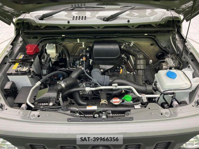 Suzuki JIMNY 2025-06 8208028-17