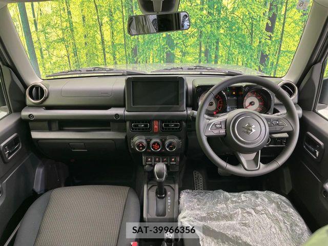 Suzuki JIMNY 2025-06 8208028-1