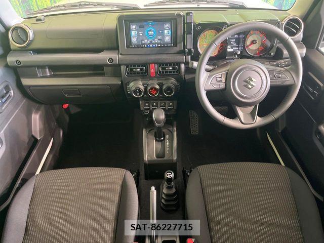 Suzuki JIMNY 2025-05 8208032-1