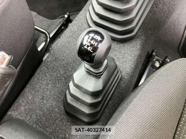Suzuki JIMNY 2021-01 8208052-21