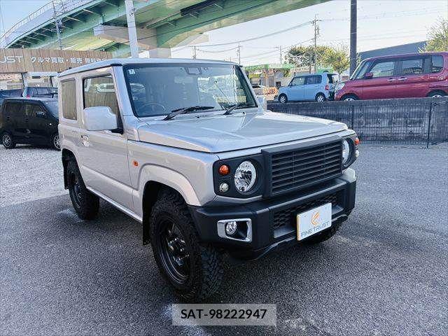 Suzuki JIMNY 2022-07 8208045-15