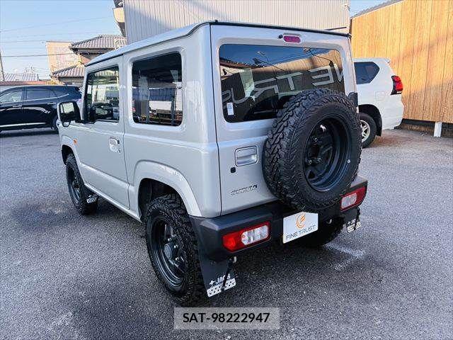 Suzuki JIMNY 2022-07 8208045-19