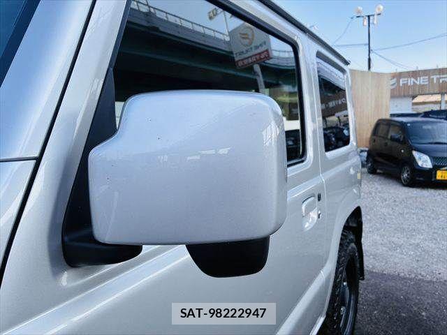 Suzuki JIMNY 2022-07 8208045-25