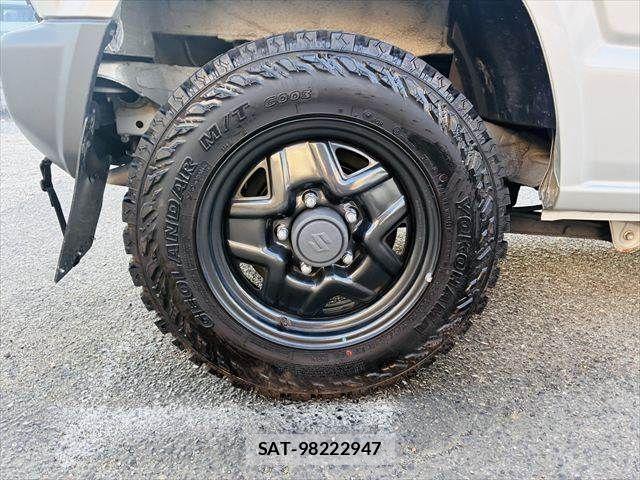 Suzuki JIMNY 2022-07 8208045-27