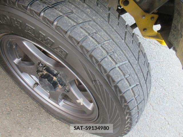 Suzuki JIMNY 2014-12 8208064-14