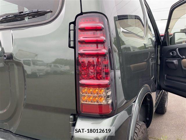 Suzuki JIMNY 2014-12 8208053-12