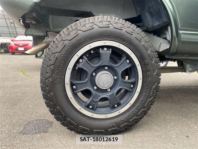 Suzuki JIMNY 2014-12 8208053-13