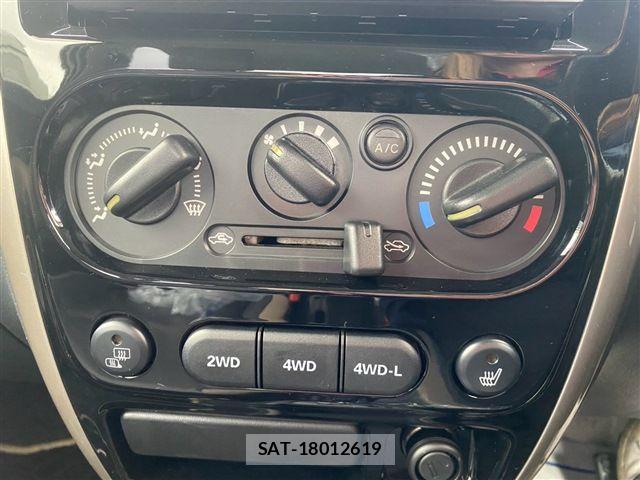 Suzuki JIMNY 2014-12 8208053-25