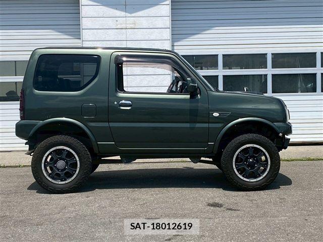 Suzuki JIMNY 2014-12 8208053-3
