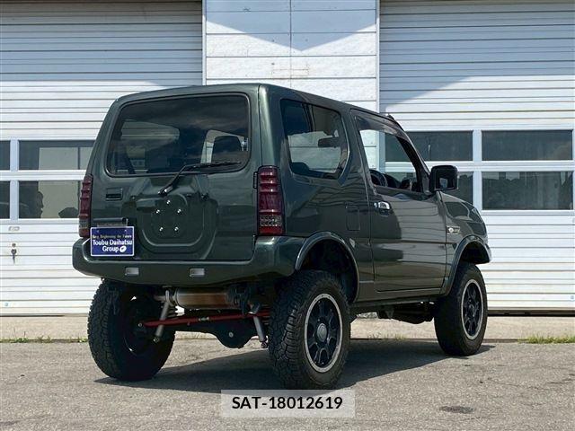 Suzuki JIMNY 2014-12 8208053-4
