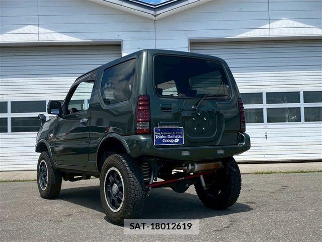 Suzuki JIMNY 2014-12 8208053-6