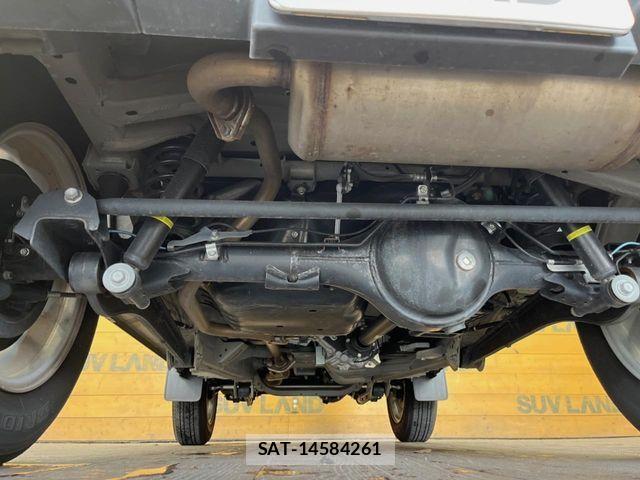 Suzuki JIMNY 2024-01 8208033-18