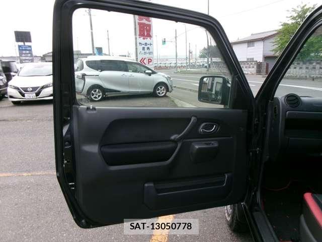 Suzuki JIMNY 2014-09 8208057-17