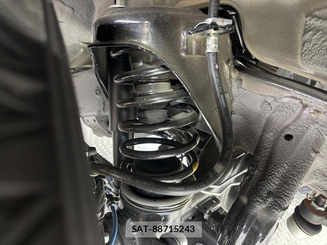 Suzuki JIMNY 2025-04 8208037-18