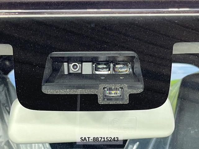 Suzuki JIMNY 2025-04 8208037-3