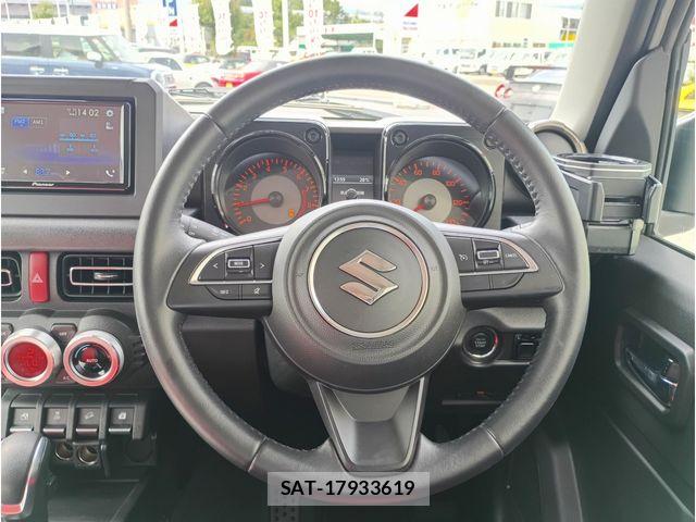 Suzuki JIMNY 2019-12 8208040-5