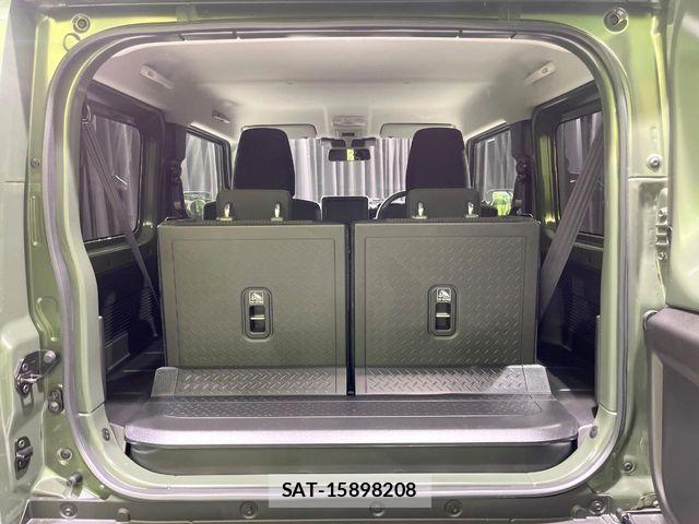 Suzuki JIMNY 2026-04 8208027-9