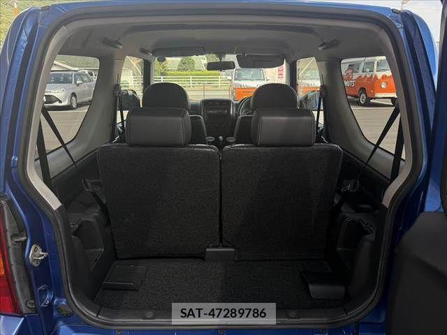 Suzuki JIMNY 2011-01 8208061-17