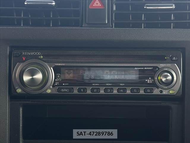 Suzuki JIMNY 2011-01 8208061-25