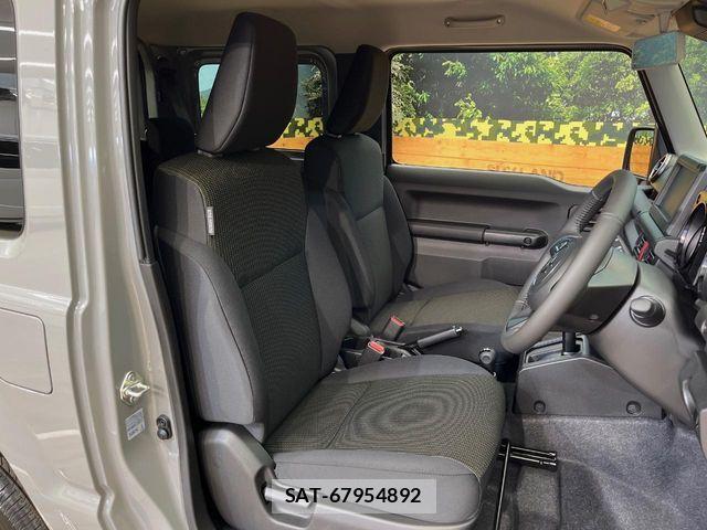 Suzuki JIMNY 2026-07 8208029-8