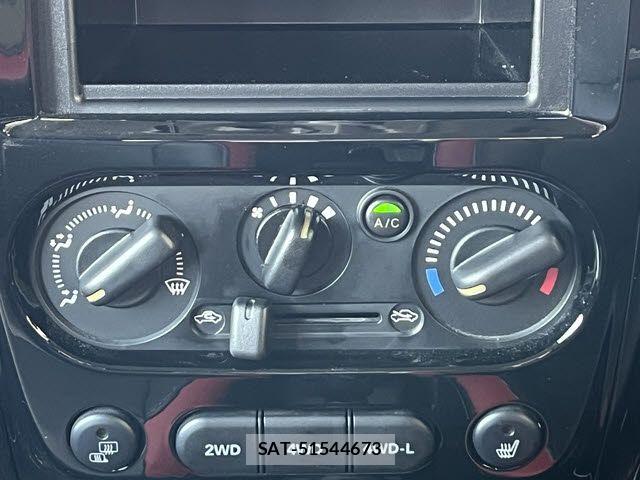 Suzuki JIMNY 2014-02 8208056-14