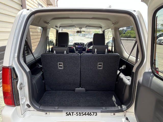 Suzuki JIMNY 2014-02 8208056-20