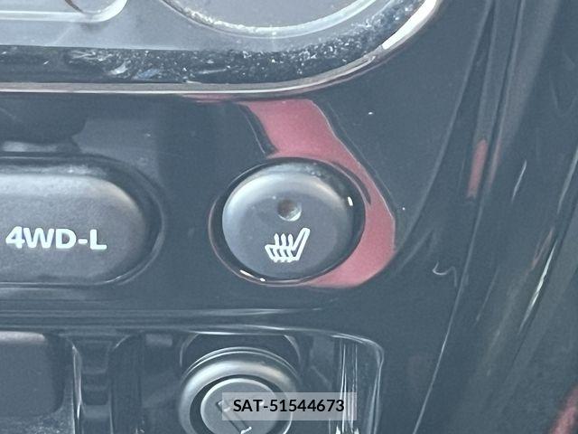 Suzuki JIMNY 2014-02 8208056-5