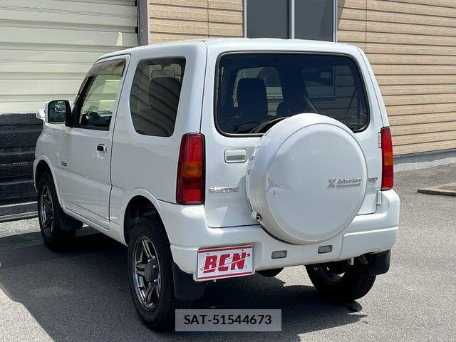 Suzuki JIMNY 2014-02 8208056-8