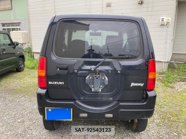 Suzuki JIMNY 2011-06 8230479-6