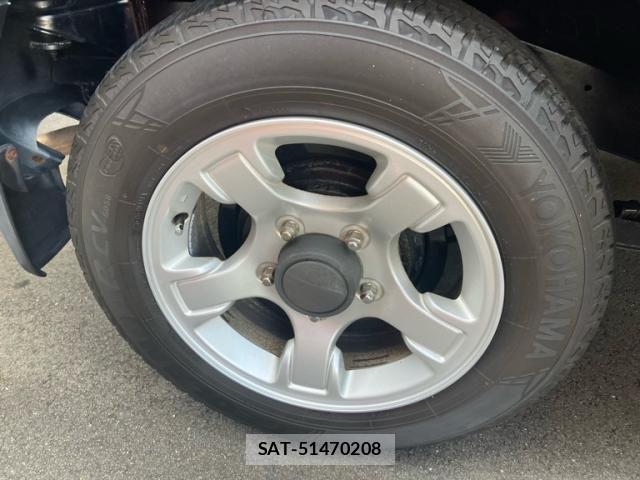 Suzuki JIMNY 2003-12 8230474-13