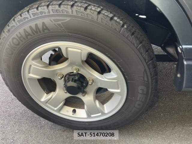 Suzuki JIMNY 2003-12 8230474-19