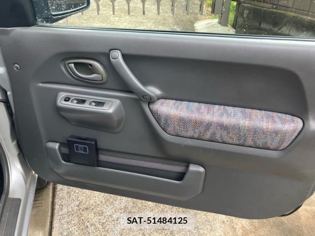 Suzuki JIMNY 1999-01 8230480-12