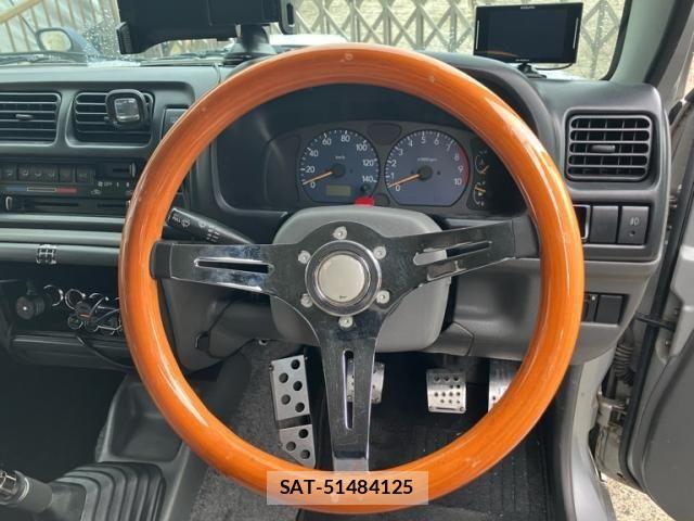 Suzuki JIMNY 1999-01 8230480-14