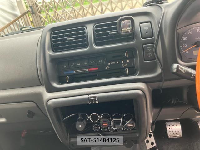 Suzuki JIMNY 1999-01 8230480-16