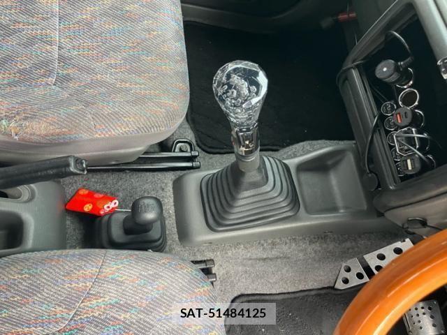 Suzuki JIMNY 1999-01 8230480-17