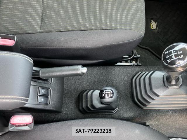 Suzuki JIMNY 2019-12 8230469-12