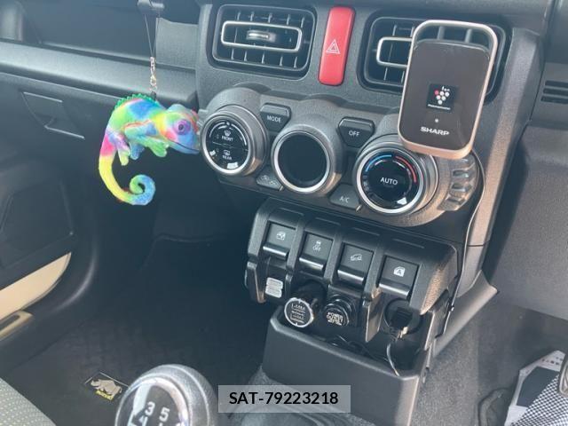 Suzuki JIMNY 2019-12 8230469-17