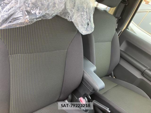 Suzuki JIMNY 2019-12 8230469-7