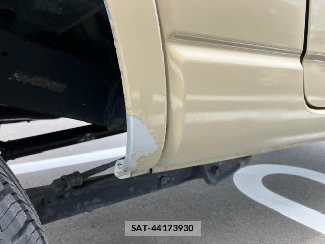 Suzuki JIMNY 2004-09 8230472-6