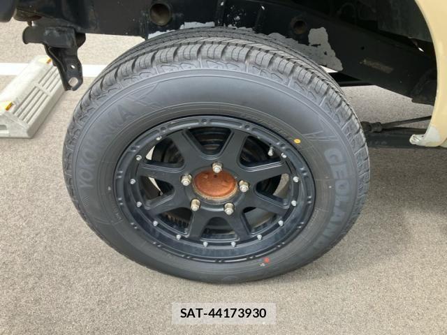 Suzuki JIMNY 2004-09 8230472-7
