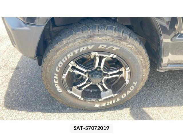 Suzuki JIMNY 2024-02 8230468-9