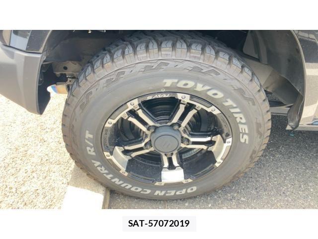 Suzuki JIMNY 2024-02 8230468-7