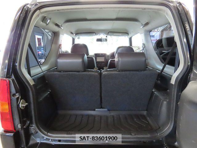 Suzuki JIMNY 2005-09 8230478-13
