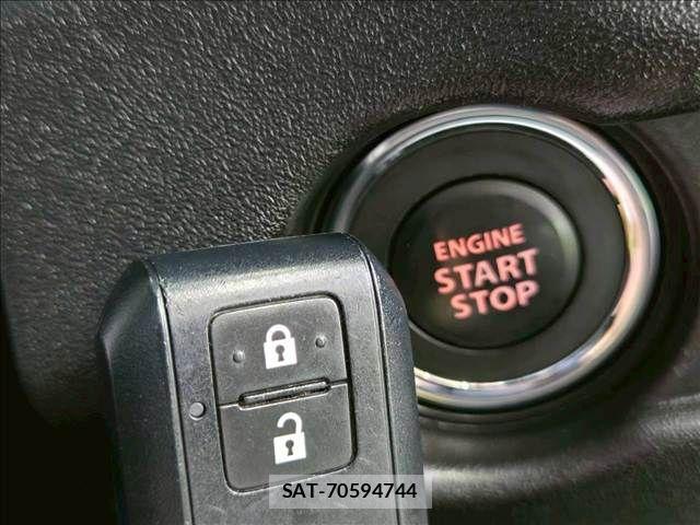 Suzuki JIMNY 2023-10 8245528-9
