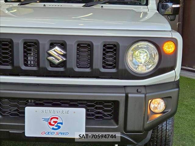 Suzuki JIMNY 2023-10 8245528-19