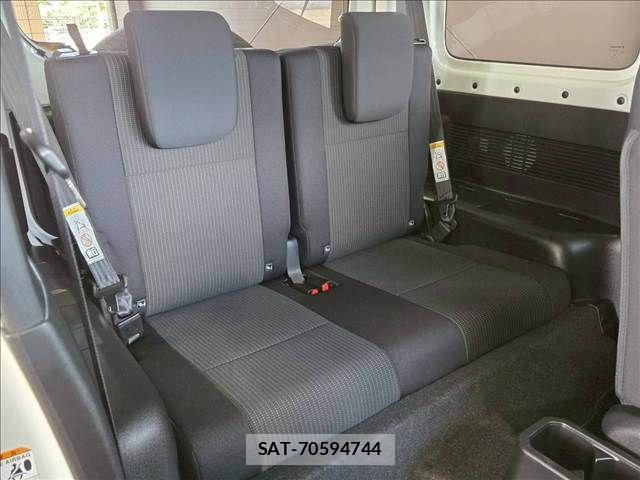 Suzuki JIMNY 2023-10 8245528-5