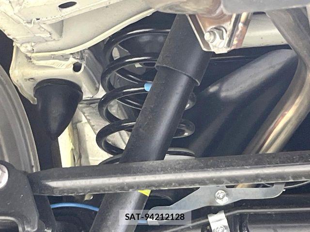 Suzuki JIMNY 2025-11 8245518-19