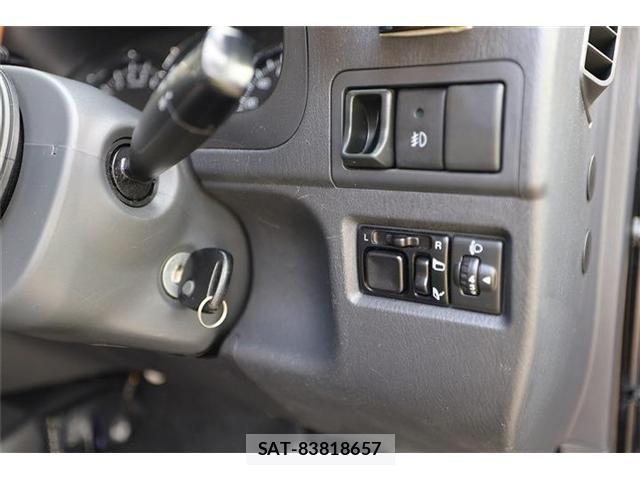 Suzuki JIMNY 2017-11 8245541-17
