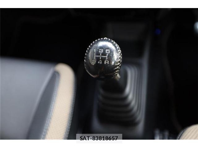 Suzuki JIMNY 2017-11 8245541-23
